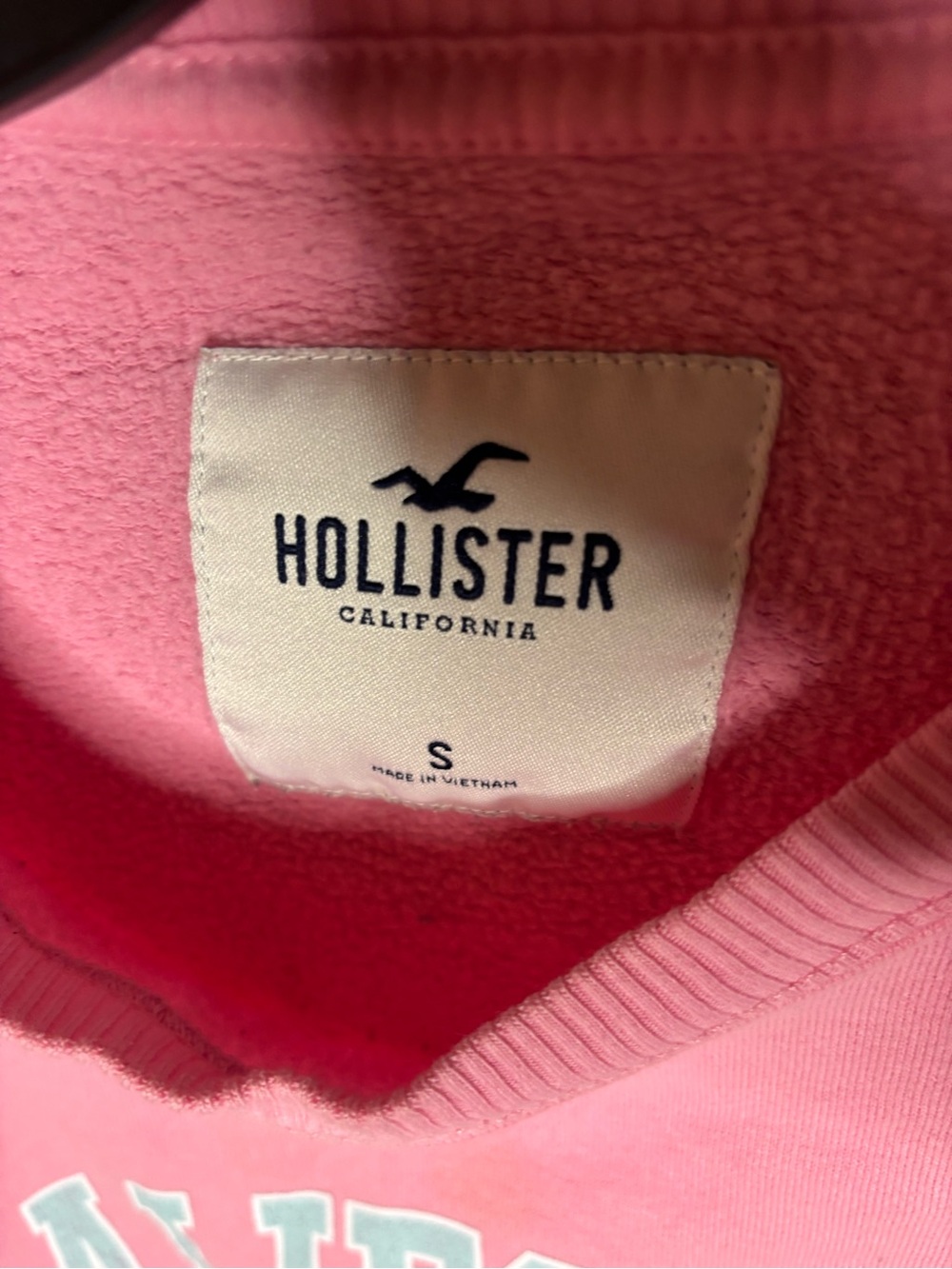 Hollister Pink Pullover Crewneck Sweatshirt - Picture 2 of 3